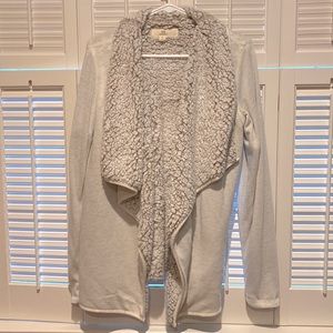 Cream Sherpa cardigan sweater - small